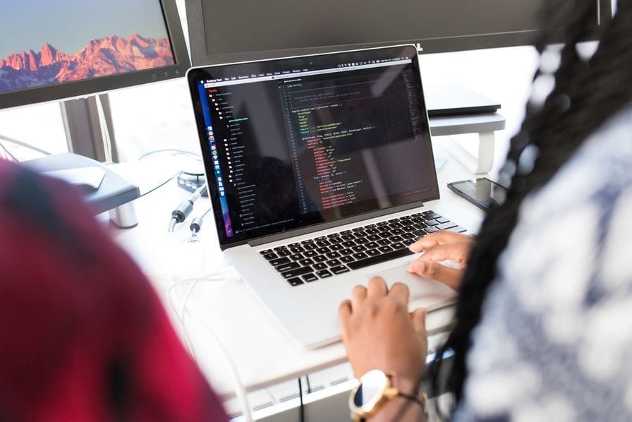 Pourquoi Devenir Technicien Spécialisé en Développement Informatique à Casablanca ?